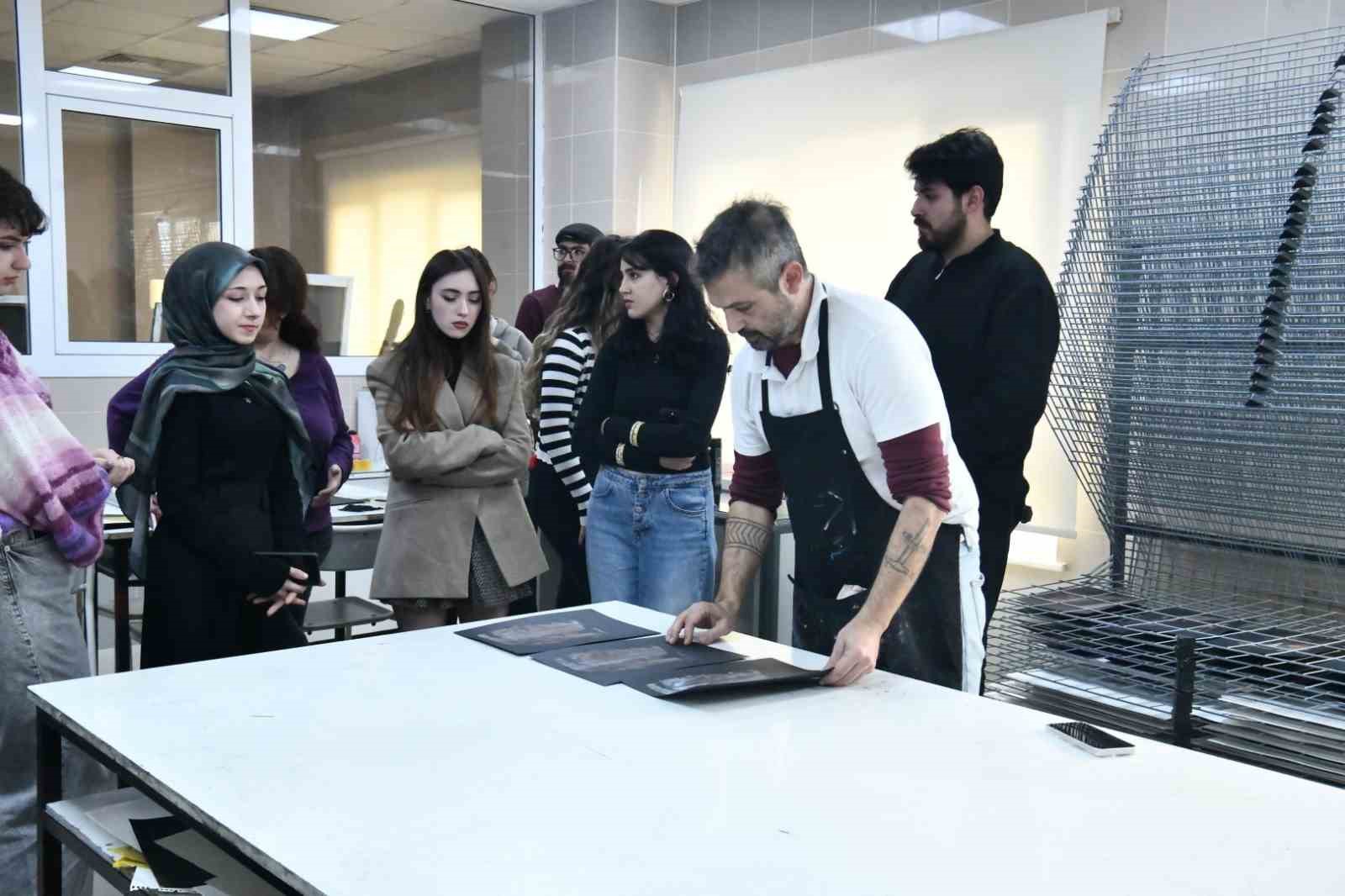 Kusur değil, sanat: SAÜ’de hatanın görsel keşifleri