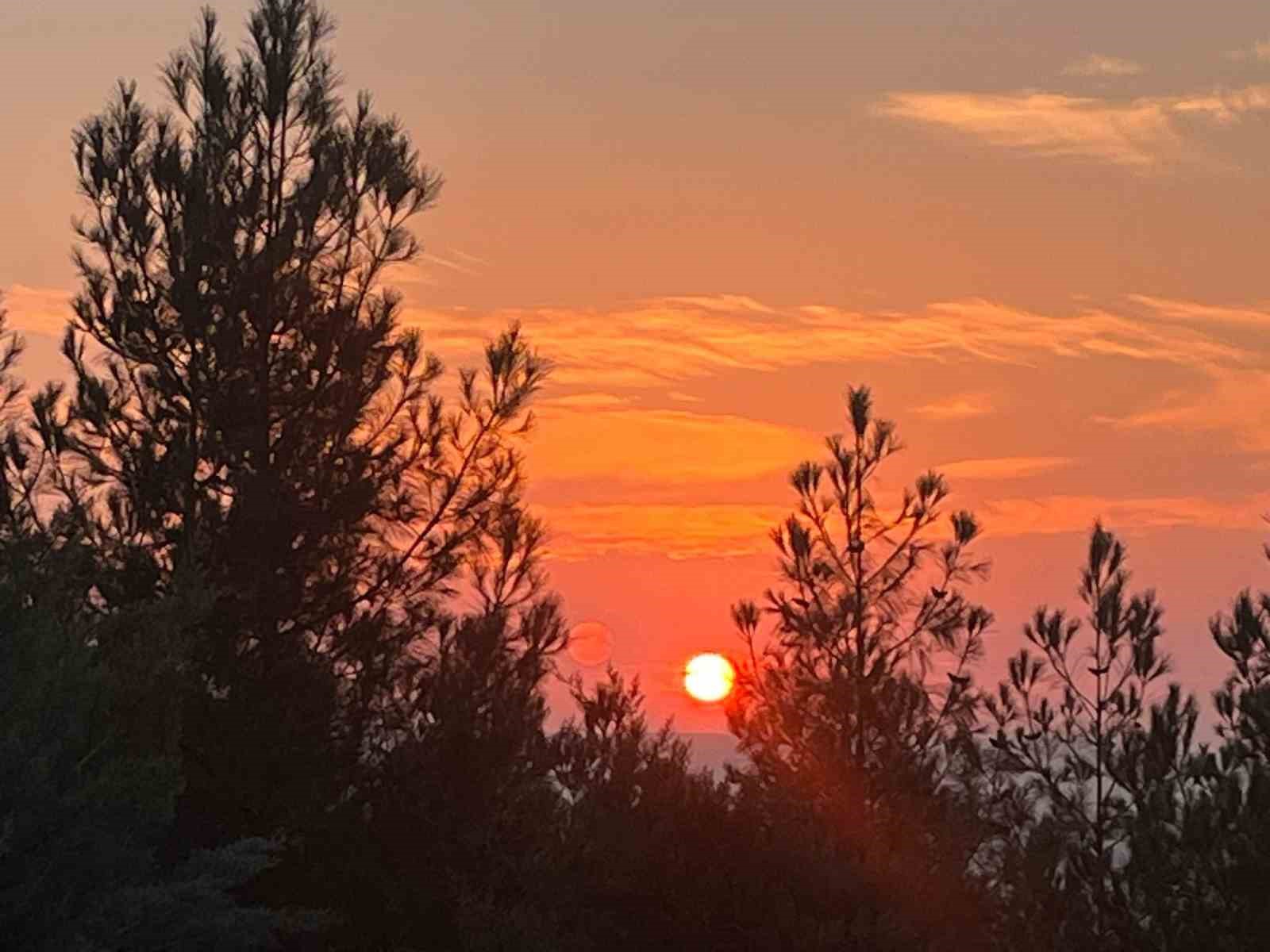 Batman’da kartpostallık gün batımı manzarası