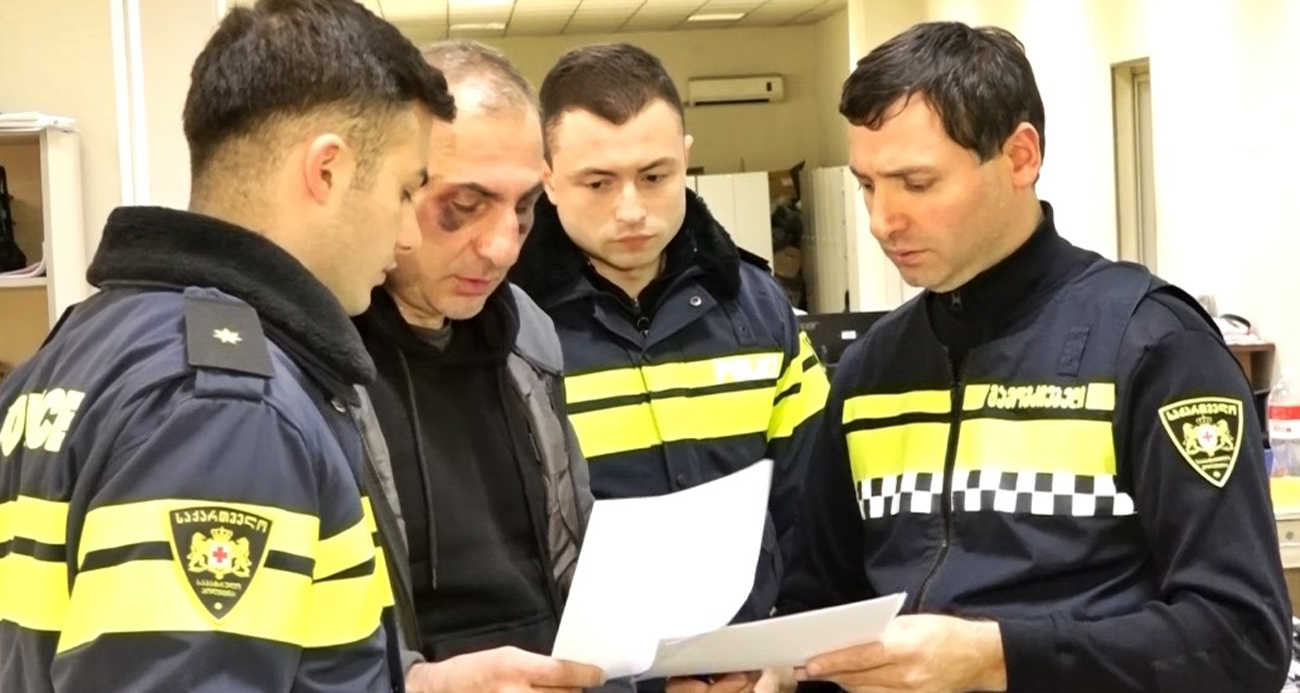 Gürcistan'da muhalefet lideri Elisaşvili, mahkeme binasını kundaklama girişiminden gözaltına alındı