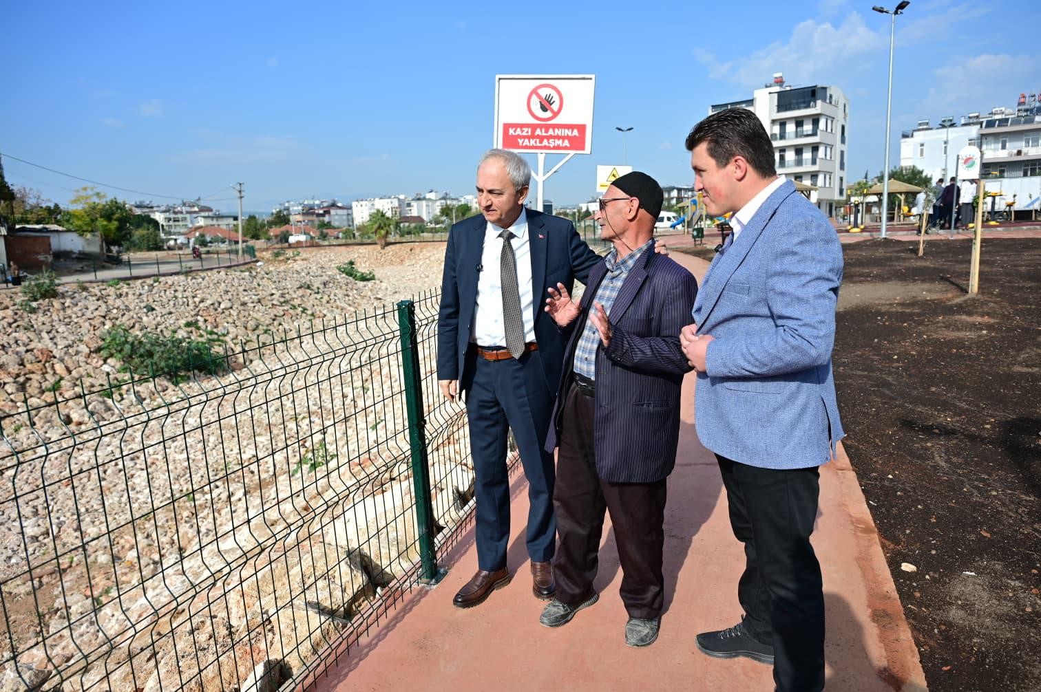 Başkan Kocagöz, Şelale Mahallesi’ne kazandırılan yeni park alanını inceledi