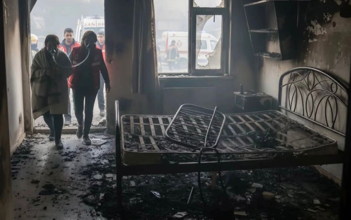 Ordu’da elektrikli battaniye evi yaktı: 4 kişi dumandan etkilendi