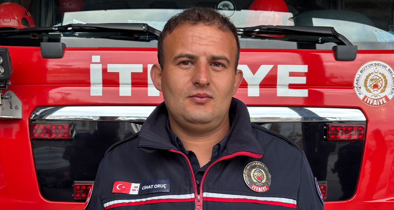 Oksijen maskesini vatandaşa veren itfaiye eri, o anları anlattı: 