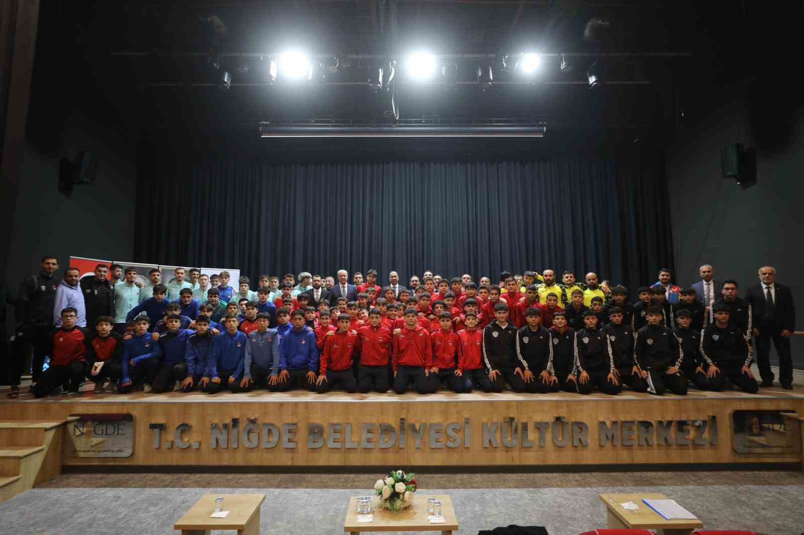 Niğde Belediyesi’nden amatör spora rekor destek