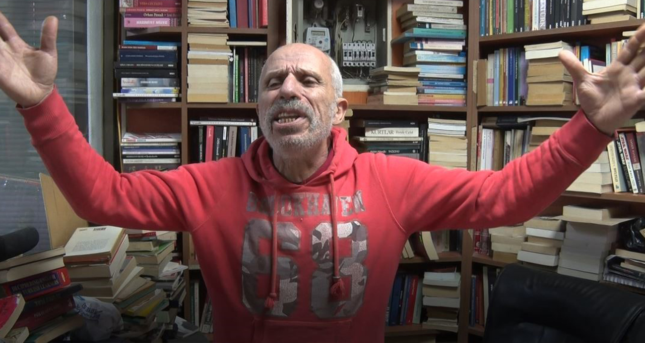 Sosyal medyada ‘Kitap okumak cahilliktir’ diyen adamın skeç çektiği ortaya çıktı