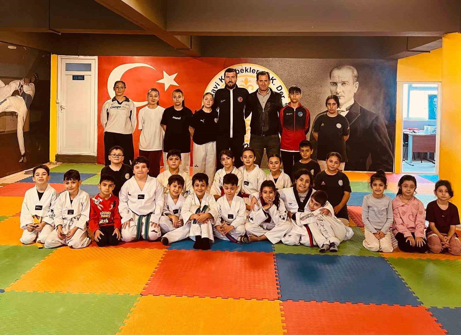 Pazarlar’da başarılı sporculara Bursa gezisi ödülü
