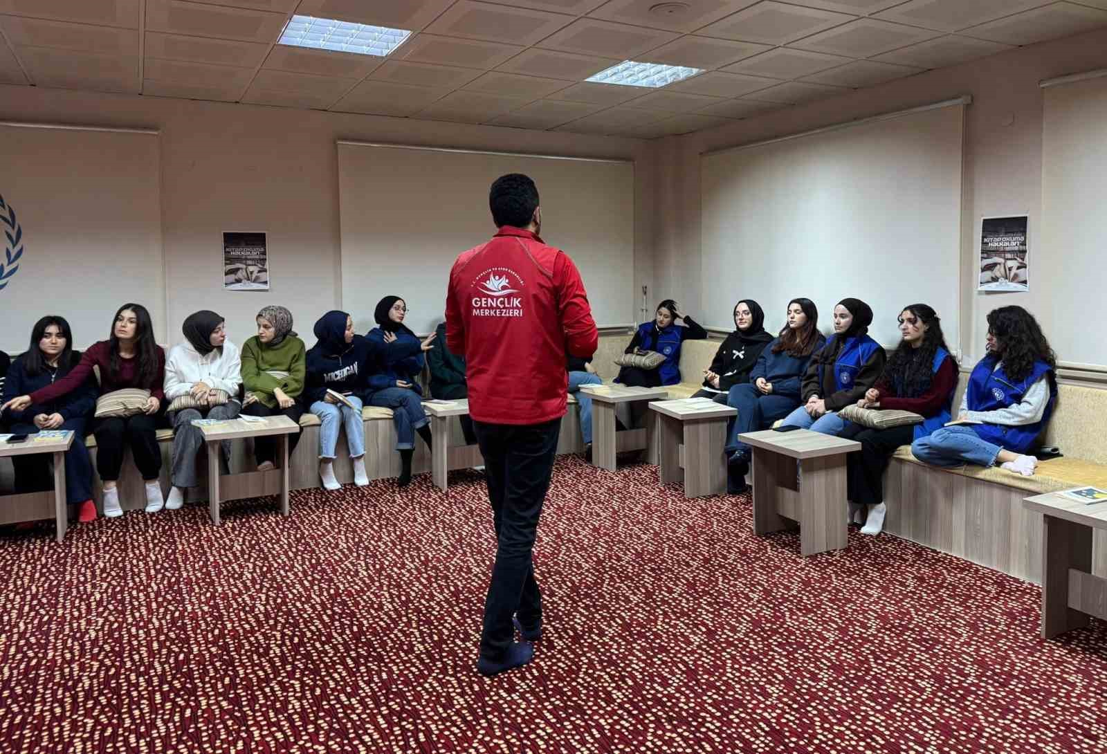 Bayburt’ta gençler bağımlılığa karşı bilgilendirildi