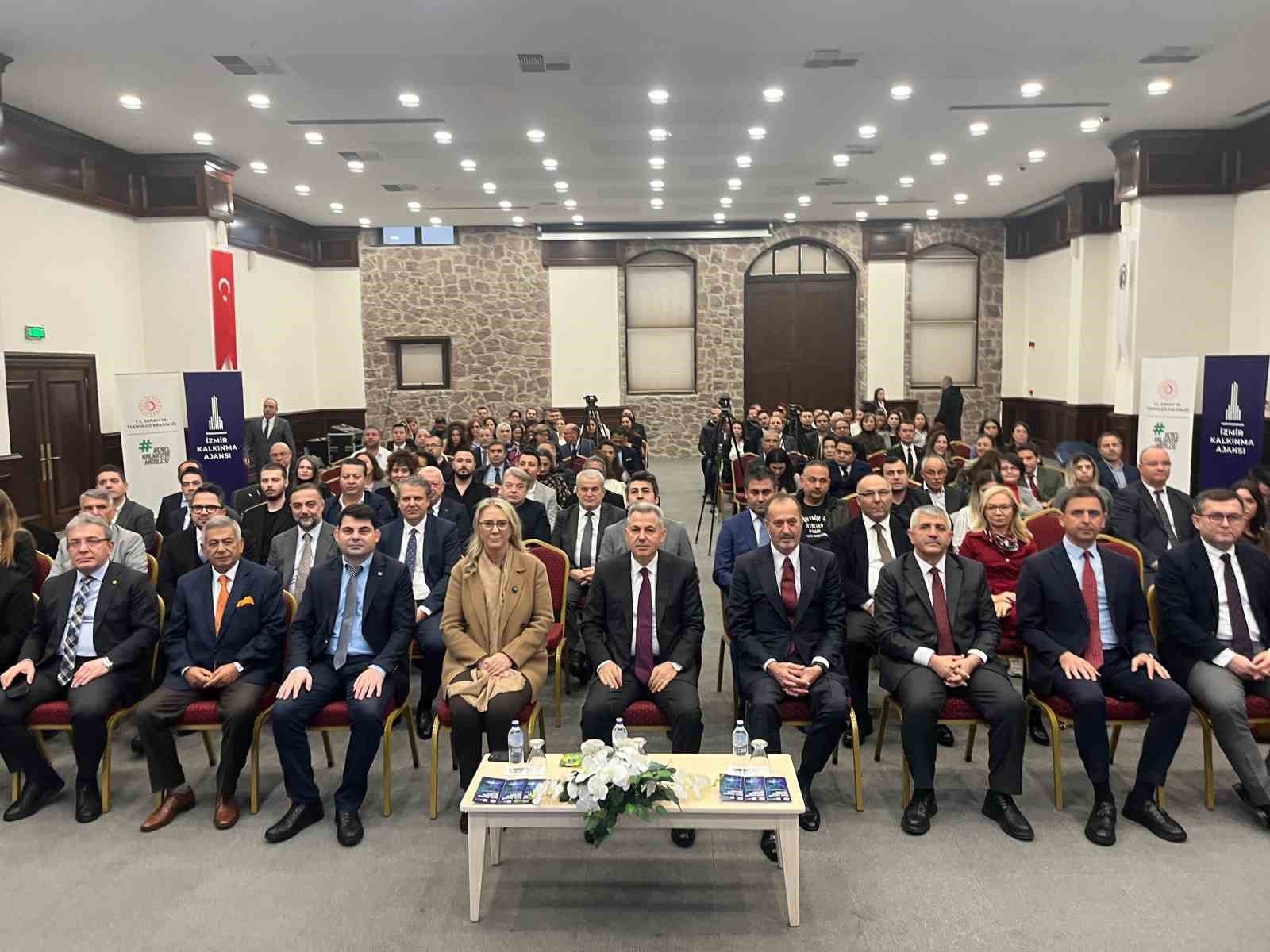 İzmir Valisi Elban: 