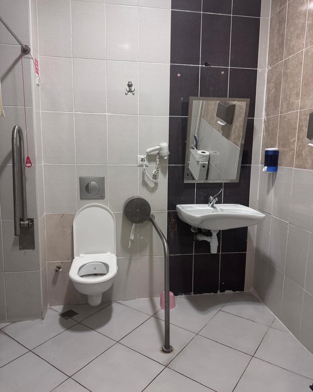 Karabük Eğitim ve Araştırma Hastanesinde fiziki altyapı yenileme çalışmaları sürüyor