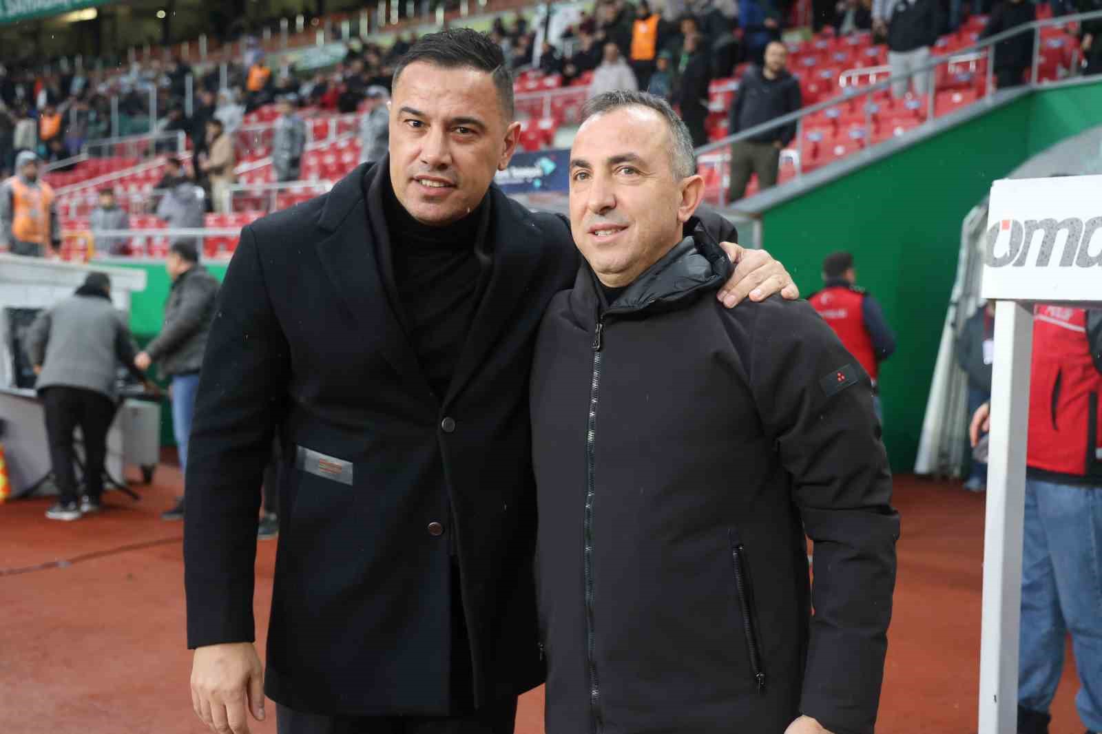 Trendyol Süper Lig: Konyaspor: 0 - Çaykur Rizespor: 1 (İlk yarı)