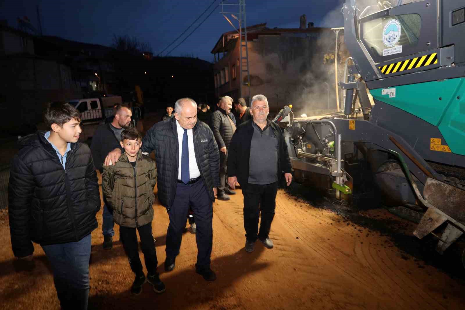 Yahyalı’da Karaköy Mahallesi sıcak asfalt konforuna kavuştu