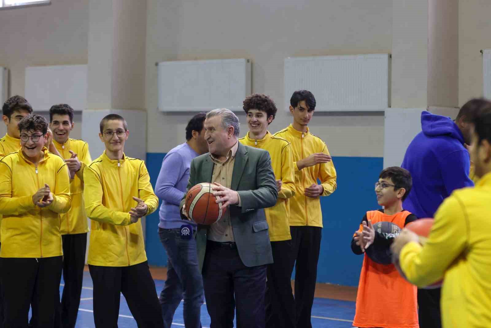 GSB Spor Okullarından bu yıl 1 milyon 811 bin çocuk yararlandı