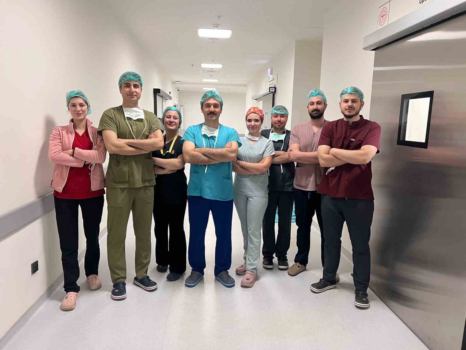 Kütahya’da ses teli felcine kalıcı çözüm