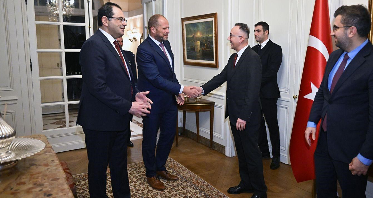 Belçika Savunma Bakanı Francken: 