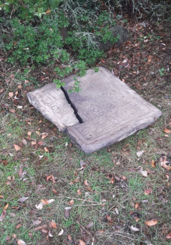 Niksar’da kayıp tarihi Cin Camii kitabesi bulundu