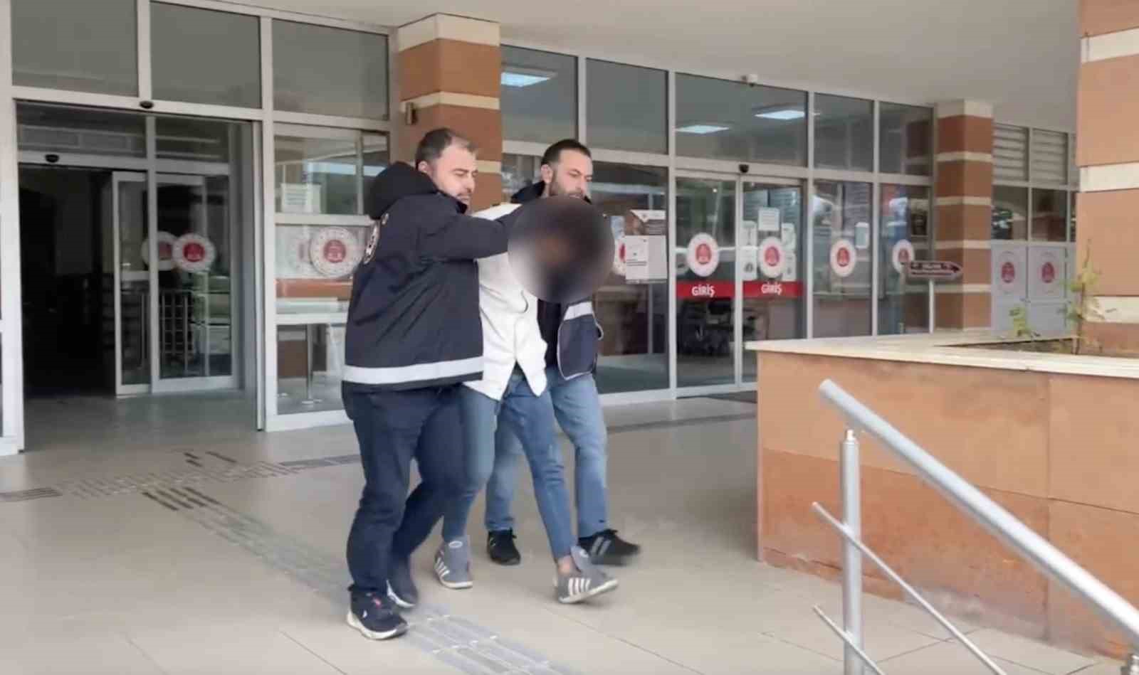 Kastamonu’da çaldıkları araçla yakalanan şüpheli tutuklandı