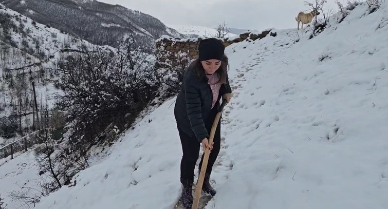 Erzincan’ın yüksek kesimleri beyaza büründü