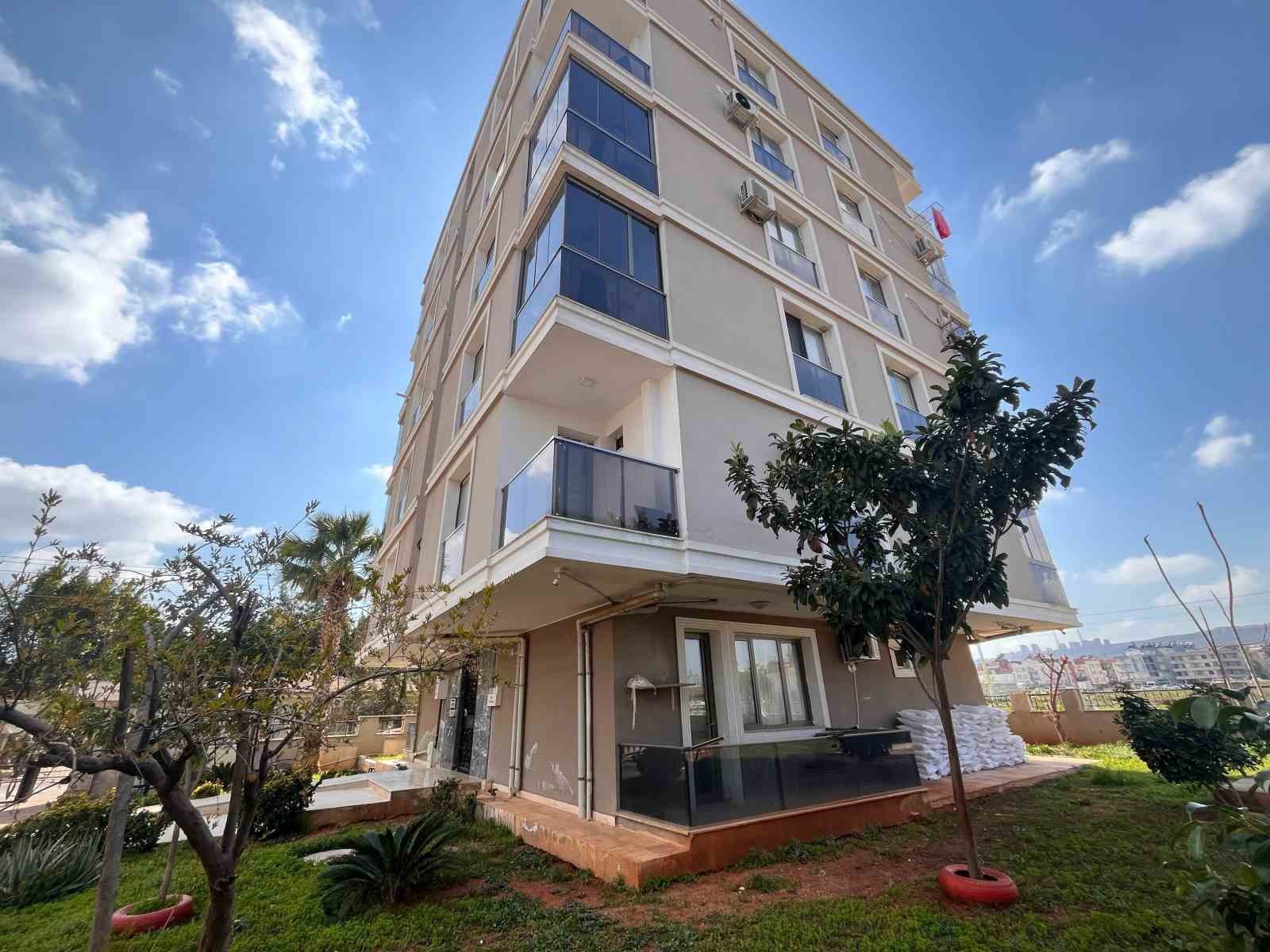 Satırla katledilen hemşirenin eşine ağırlaştırılmış müebbet talebi