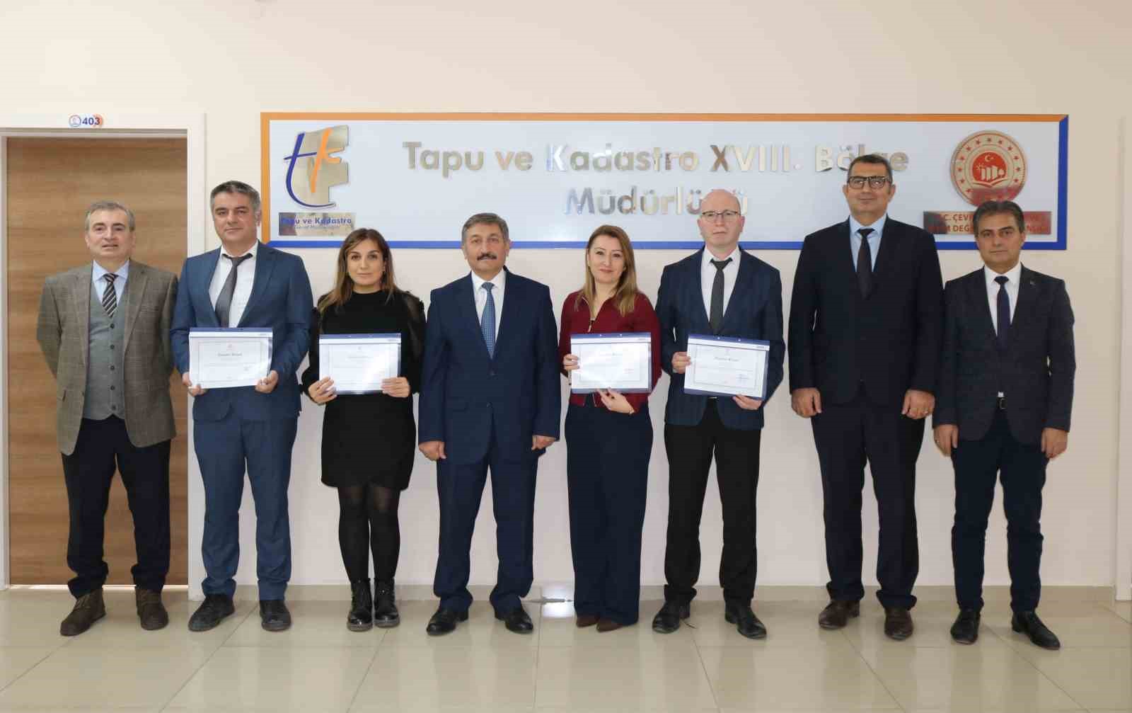 Memurun dikkati 20 milyonluk dolandırıcılığı engelledi