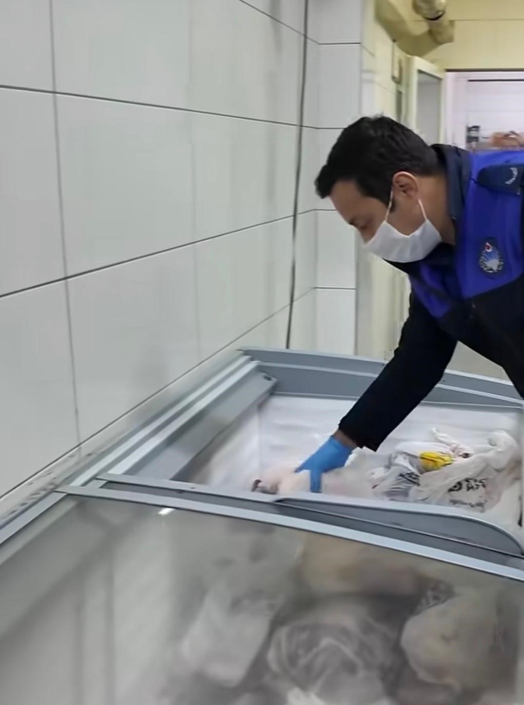 Talas’ta zabıta ekiplerinden gıda denetimi