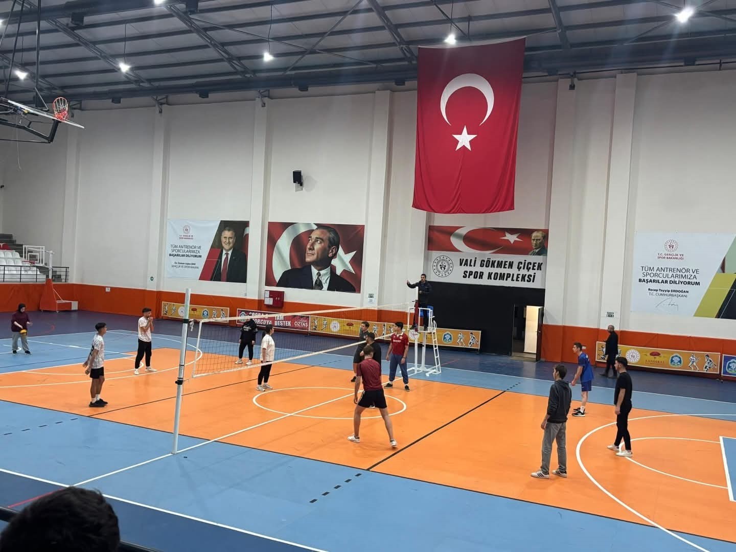 Sandıklı MYO Güz Dönemi Voleybol Turnuvası sona erdi