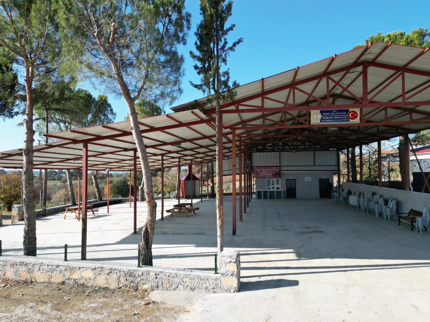 Tavas Belediyesi mahallerin ihtiyaçlarına karşılama devam ediyor