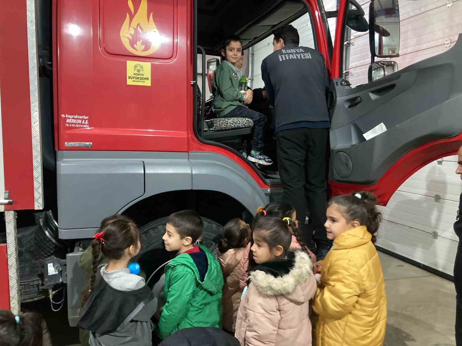 Öğrenciler yangın eğitimiyle bilinçlendi