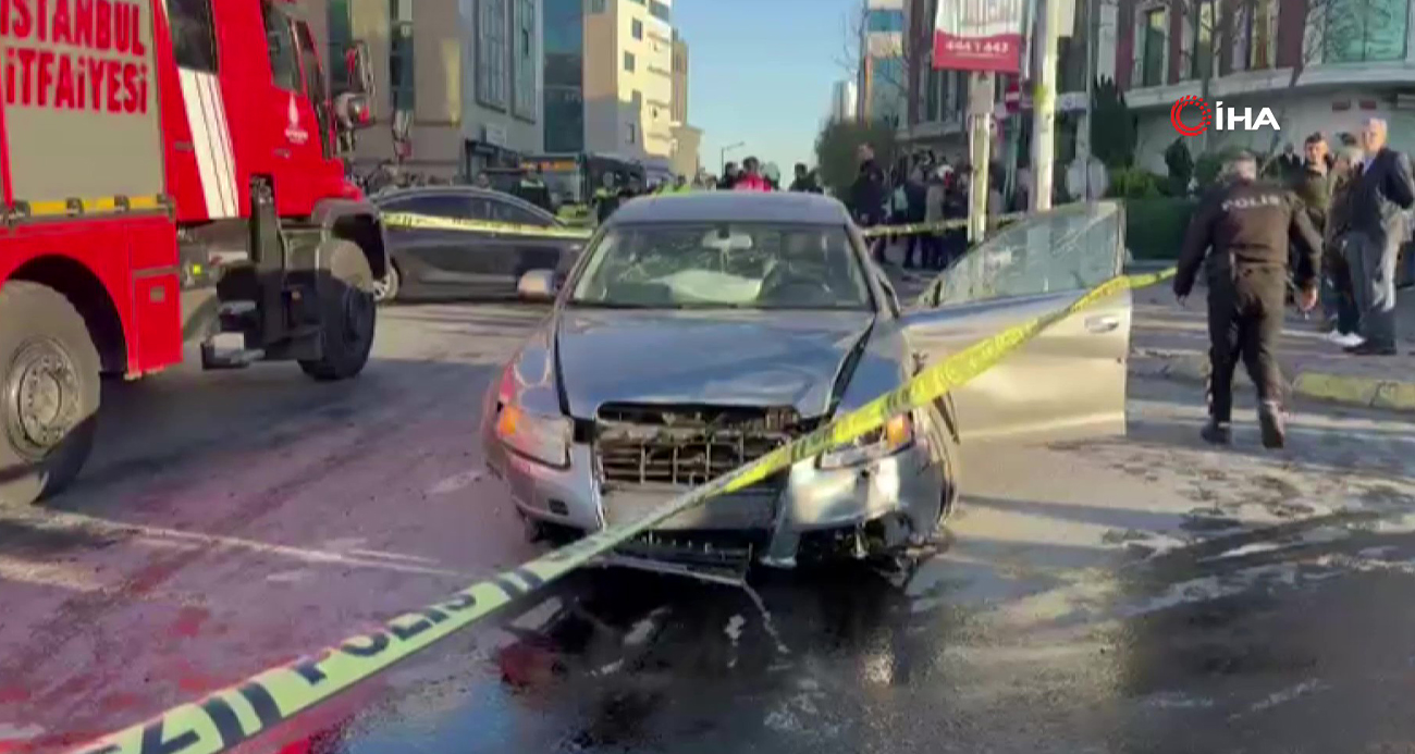 İstanbul Şişli'de aracın yayaların arasına daldığı kazada 2 kişinin hayatını kaybetti