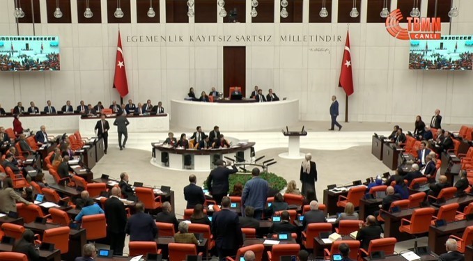 TBMM’de bütçe maratonunda ‘savunma sanayinden kimler rahatsız’ gerginliği
