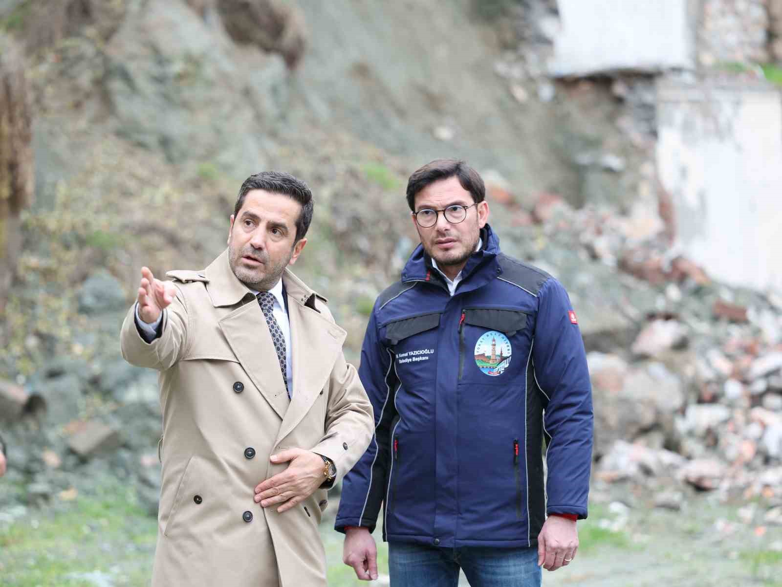 Tokat Belediyesi’ndeki dinleme krizinde, ifadesi alınan başkan yardımcısı adli kontrolle serbest bırakıldı