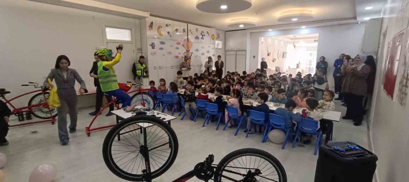 Büyükşehir, Avrupa Bisiklet Başkenti Konya’da anaokullarında bisiklet etkinlikleri başlattı