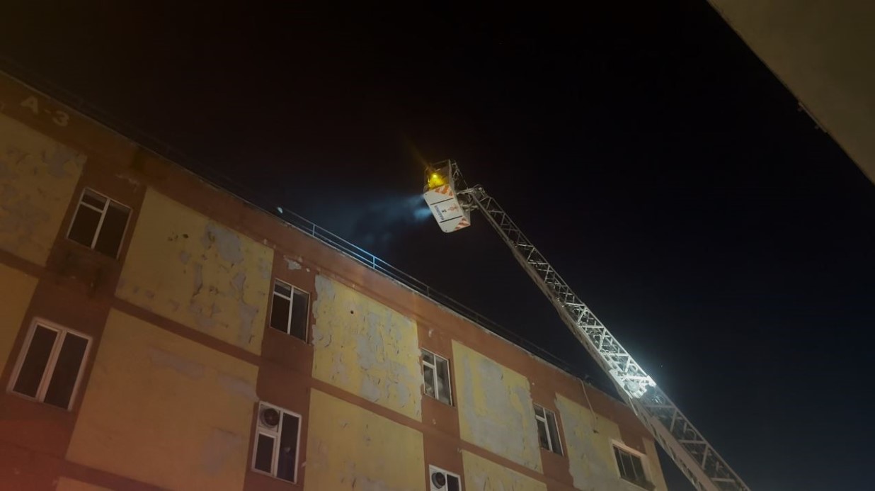 Başakşehir’de ayakkabı imalathanesinde korkutan yangın