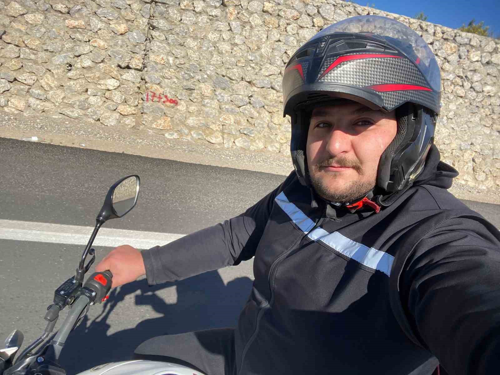 İddia uğruna yola çıktı, motosikleti ile bin kilometreyi aştı