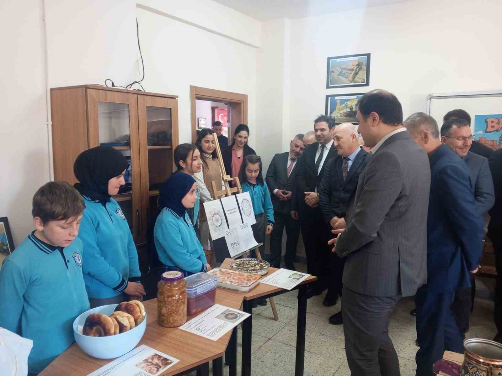 Aydıntepe’de Yerli Malı Haftası farklı okullarda kutlandı