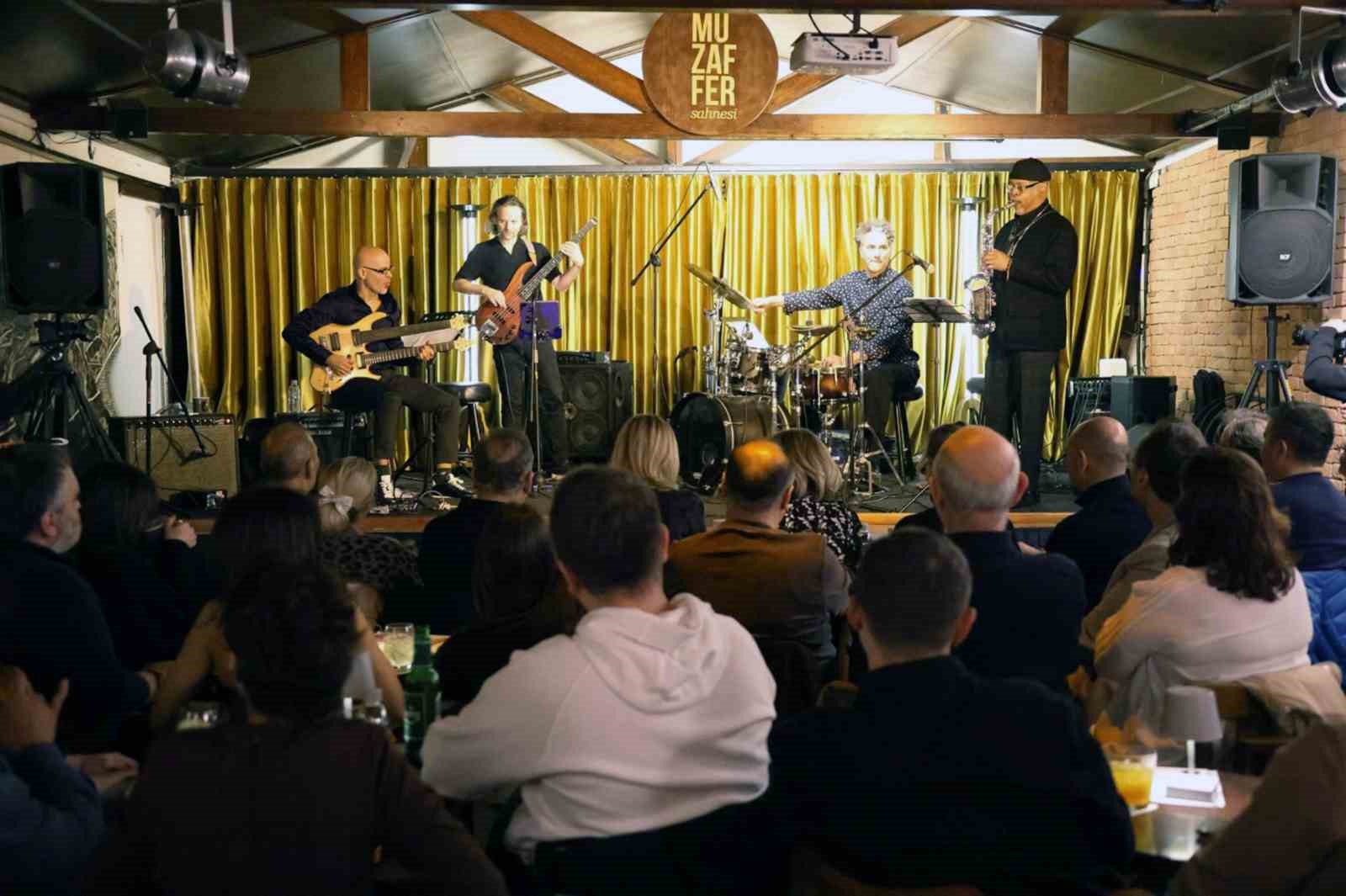 Mabolla, 50’inci yıl sanat etkinliğinde dünyaca ünlü Caz ustalarını ağırladı