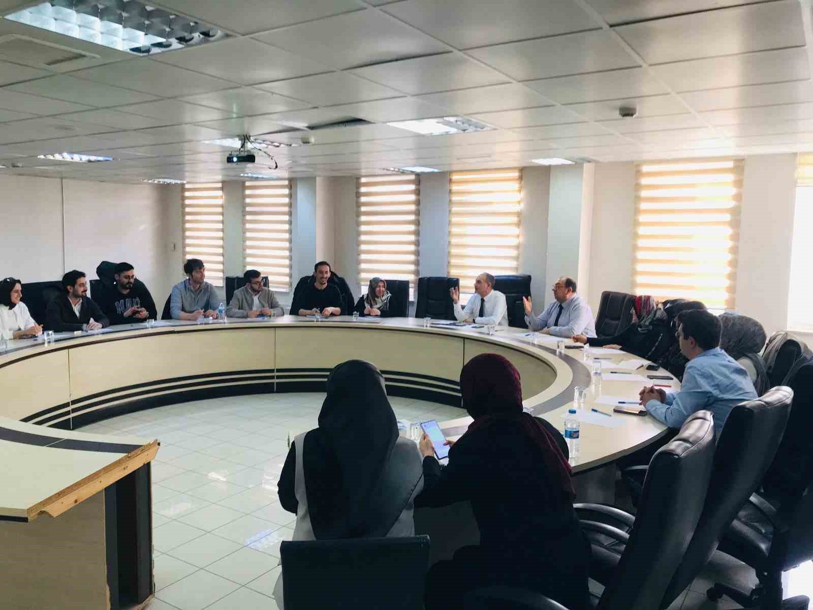 Elazığ’daki halk sağlığı hizmetleri ele alındı