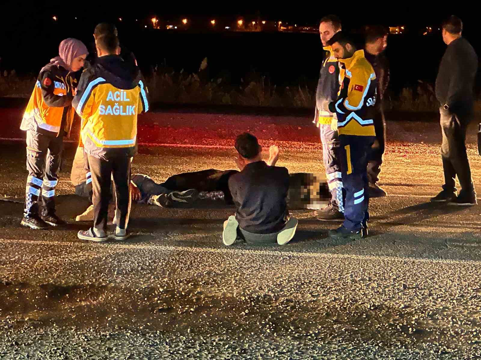 Yolun karşısına geçerken otomobilin çarptığı yaşlı adam hayatını kaybetti