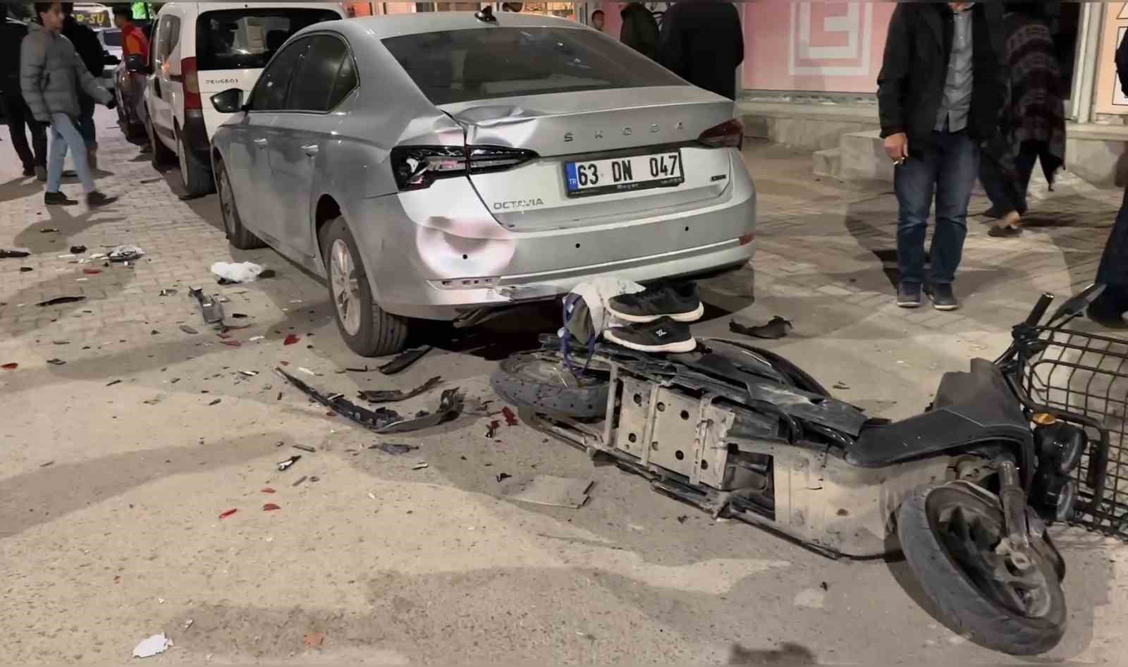 Şanlıurfa’da pikap ile motosiklet çarpıştı:2 ağır yaralı