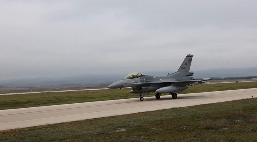 Karadeniz semalarında Türk Hava Kuvvetleri’nden eğitim uçuşu