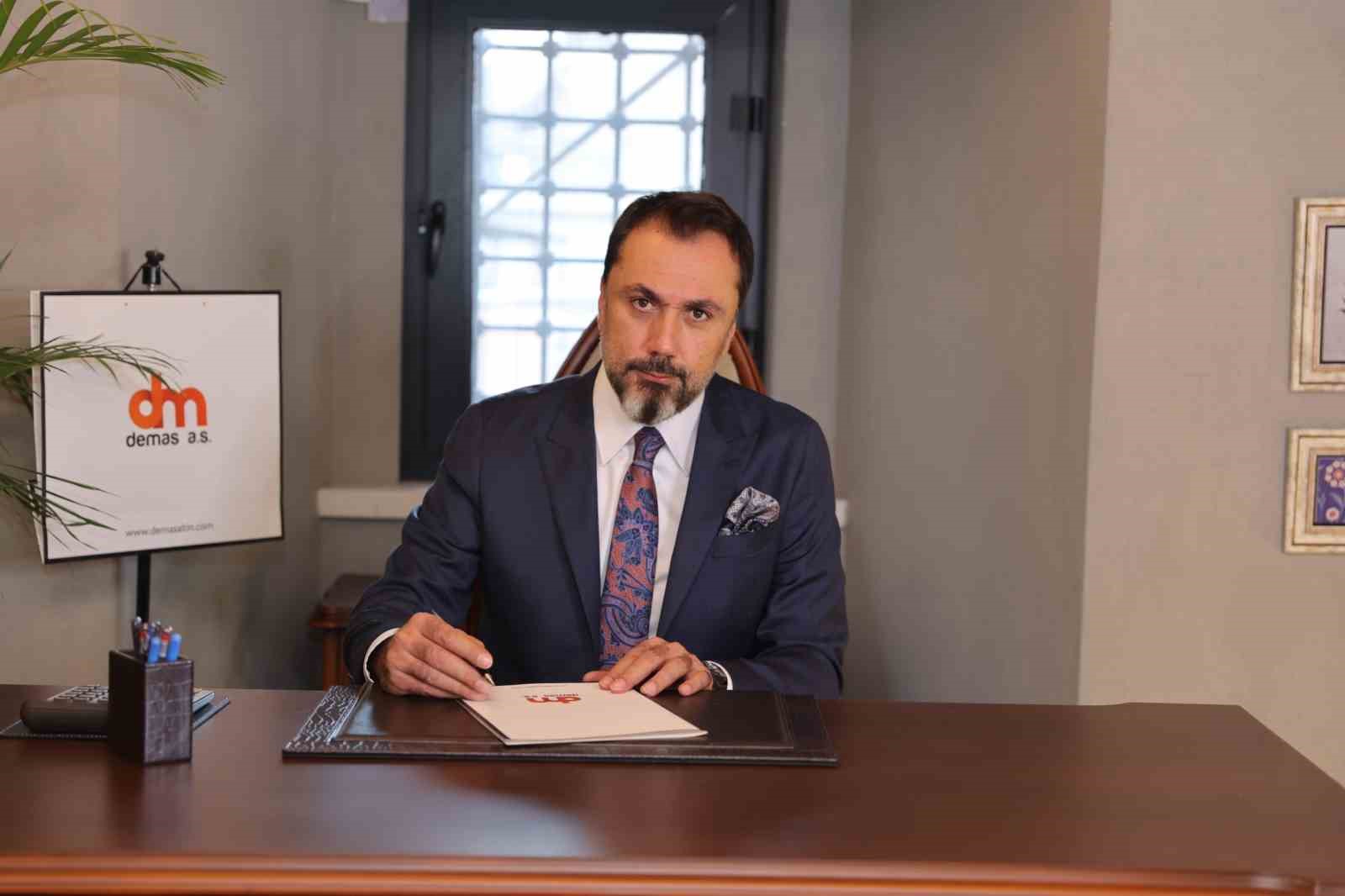 Altında yılsonu hareketliliği: Küresel belirsizlikler ve jeopolitik riskler fiyatları yükseltiyor