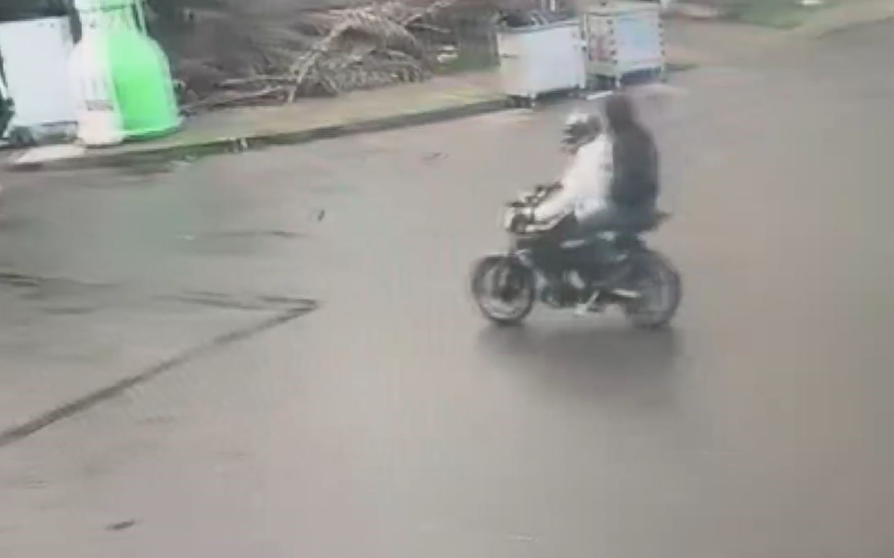 Bakırköy’de 1 kişinin hayatını kaybettiği silahlı saldırıyla ilgili yakalanan 12 şüpheli adliyeye sevk edildi