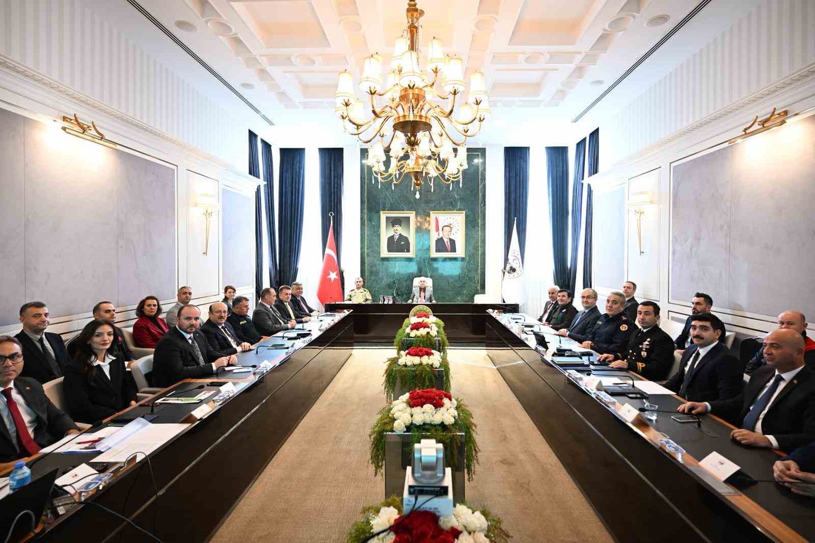Kırklareli’nde yılbaşında alınacak tedbirler masaya yatırıldı