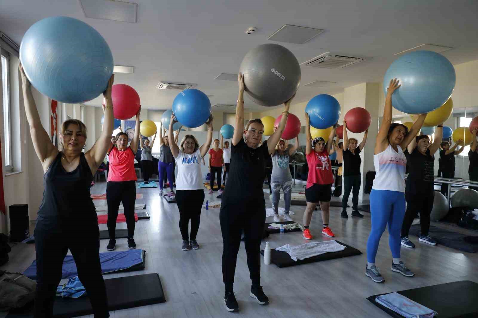 Aydın Büyükşehir Belediyesi, vatandaşları sporla buluşturuyor