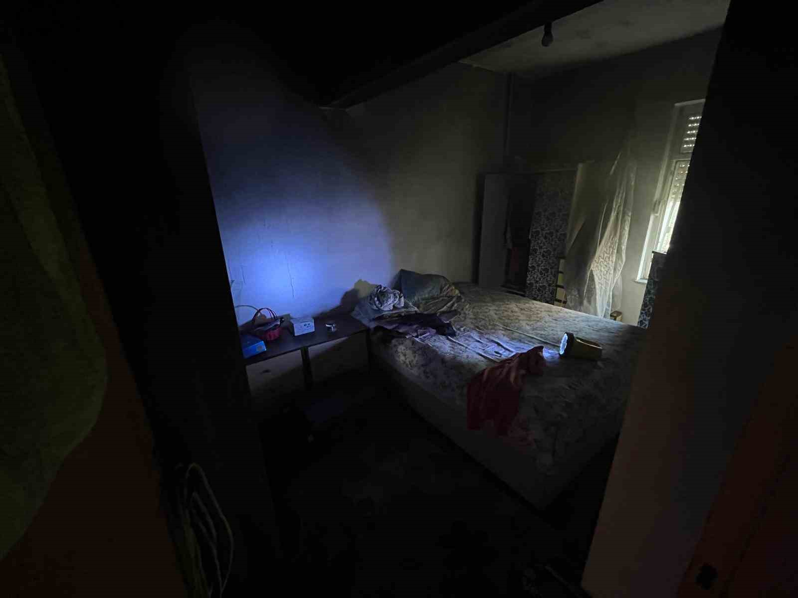 Ayvalık’ta ev yangını