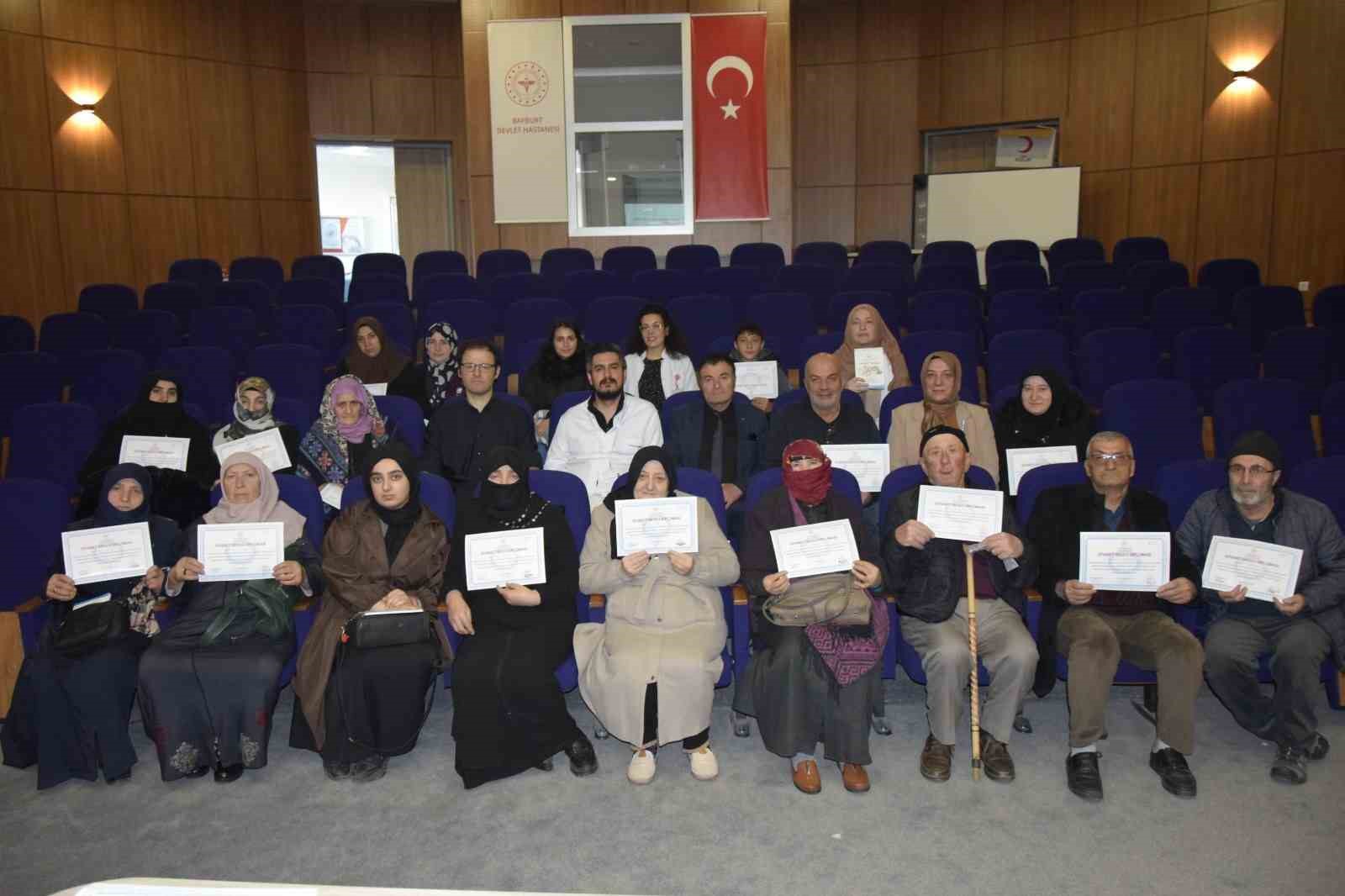 Bayburt’ta yılın son ‘Diyabet Okulu Eğitimi’ tamamlandı