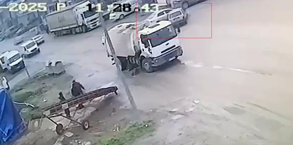 Karabük’te kaza anı ve tehlikeli yolculuk kameraya yansıdı