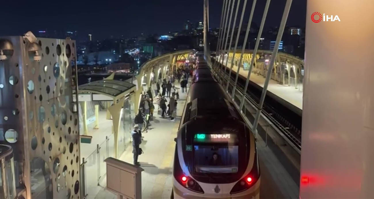 İstanbul’da metro arızası: Seferler aksadı, duraklarda yoğunluk oluştu
