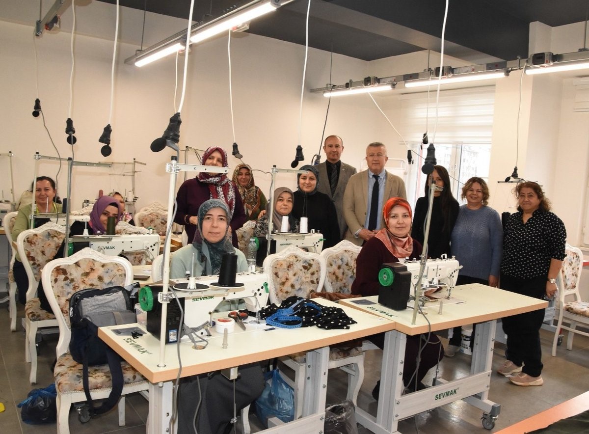 Eskişehir’de ’Hayat Boyu Öğrenme Çalışmaları’ yerinde incelendi