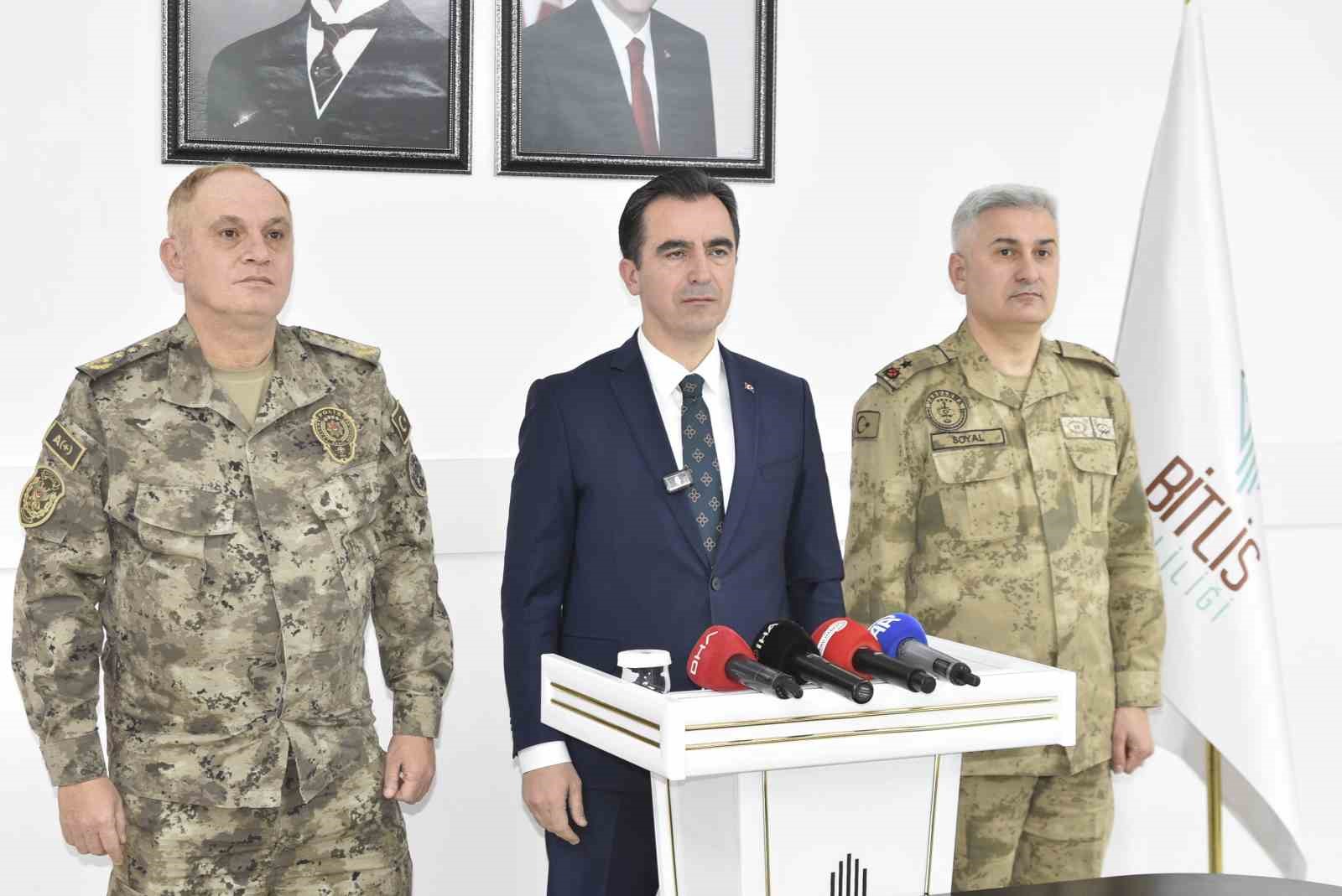 Vali Karakaya, 2025 yılında Bitlis’te yaşanan asayiş olaylarını değerlendirildi