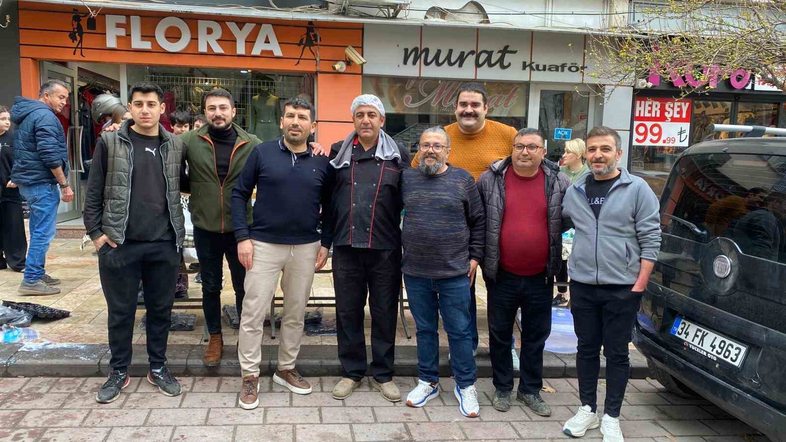 Denizli’de esnaflardan Regaip Kandili hayrı