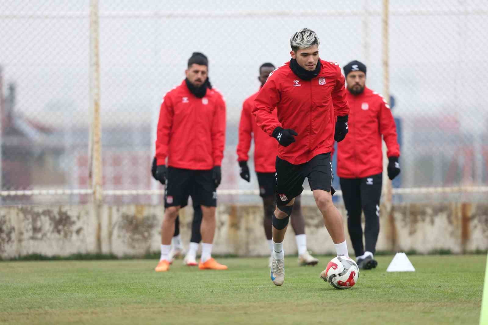 Sivasspor’da Bandırma maçı hazırlıkları sürüyor
